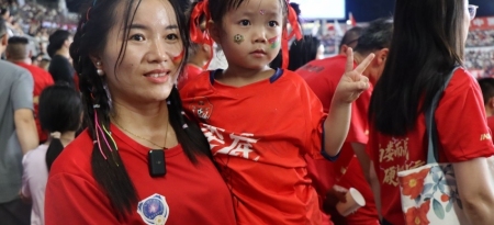 我们的足球我们的城⑯丨绿茵场上的同城温度 接力传递每一份热爱